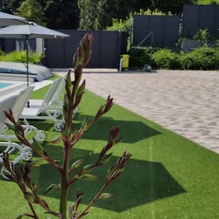 Aqua Solar Apartmanhaz Miskolc Exterior foto
