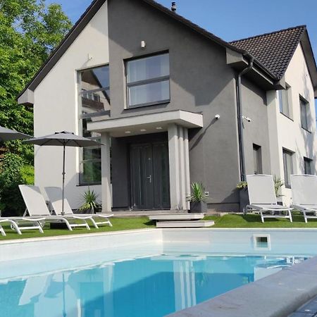 Aqua Solar Apartmanhaz Miskolc Exterior foto