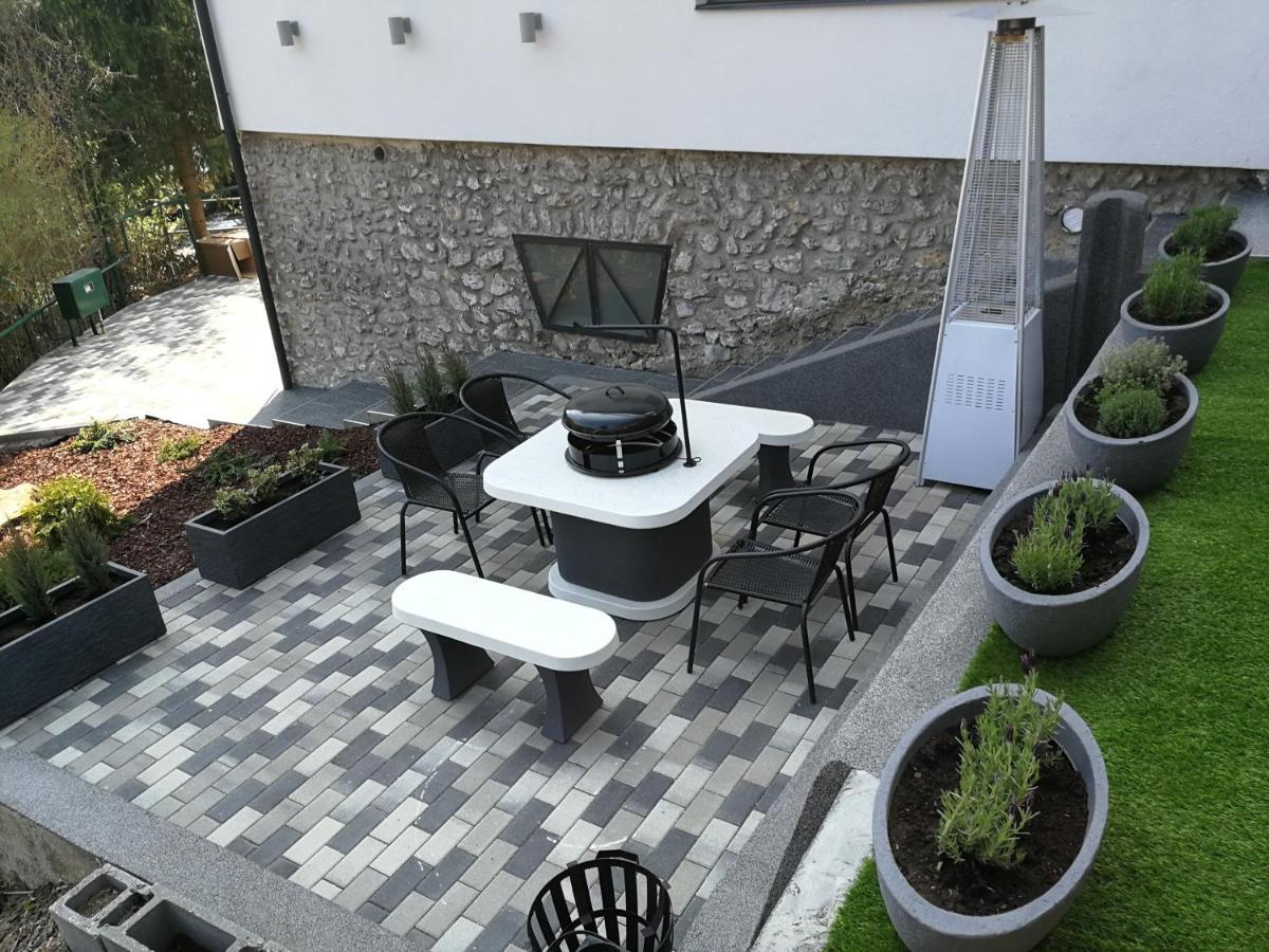 Aqua Solar Apartmanhaz Miskolc Exterior foto
