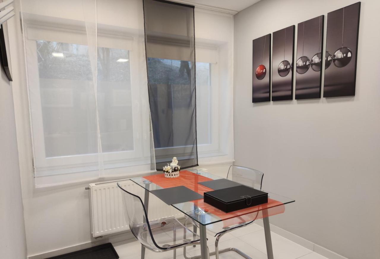 Aqua Solar Apartmanhaz Miskolc Exterior foto