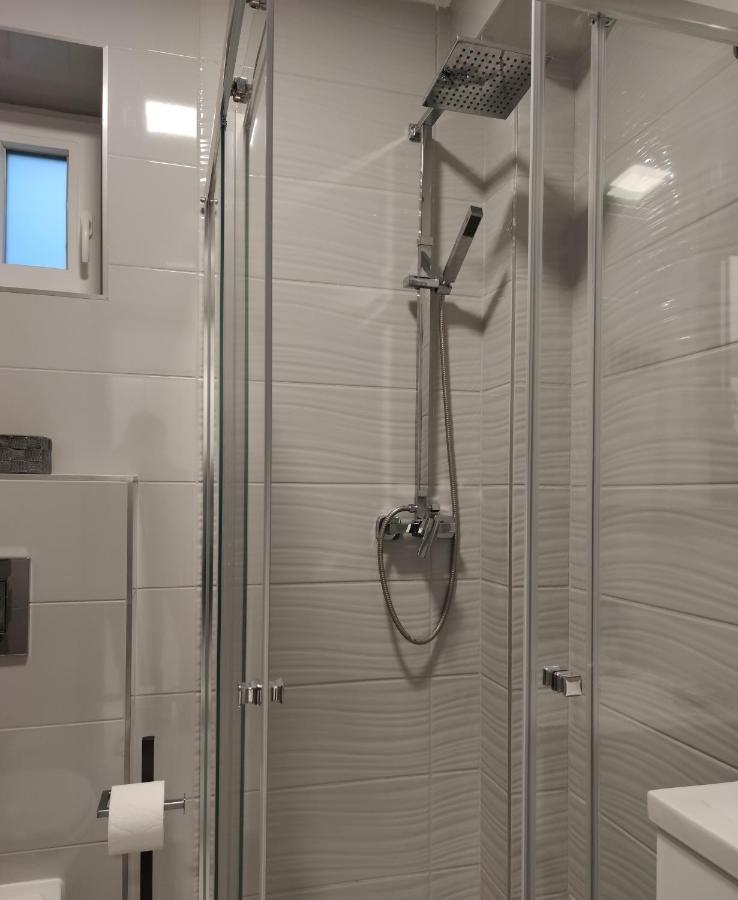 Aqua Solar Apartmanhaz Miskolc Exterior foto