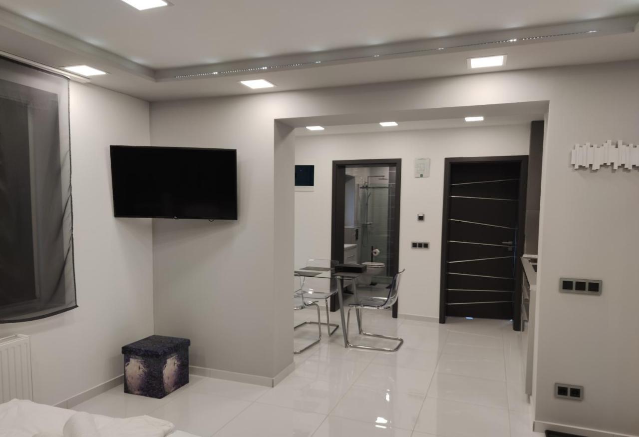 Aqua Solar Apartmanhaz Miskolc Exterior foto