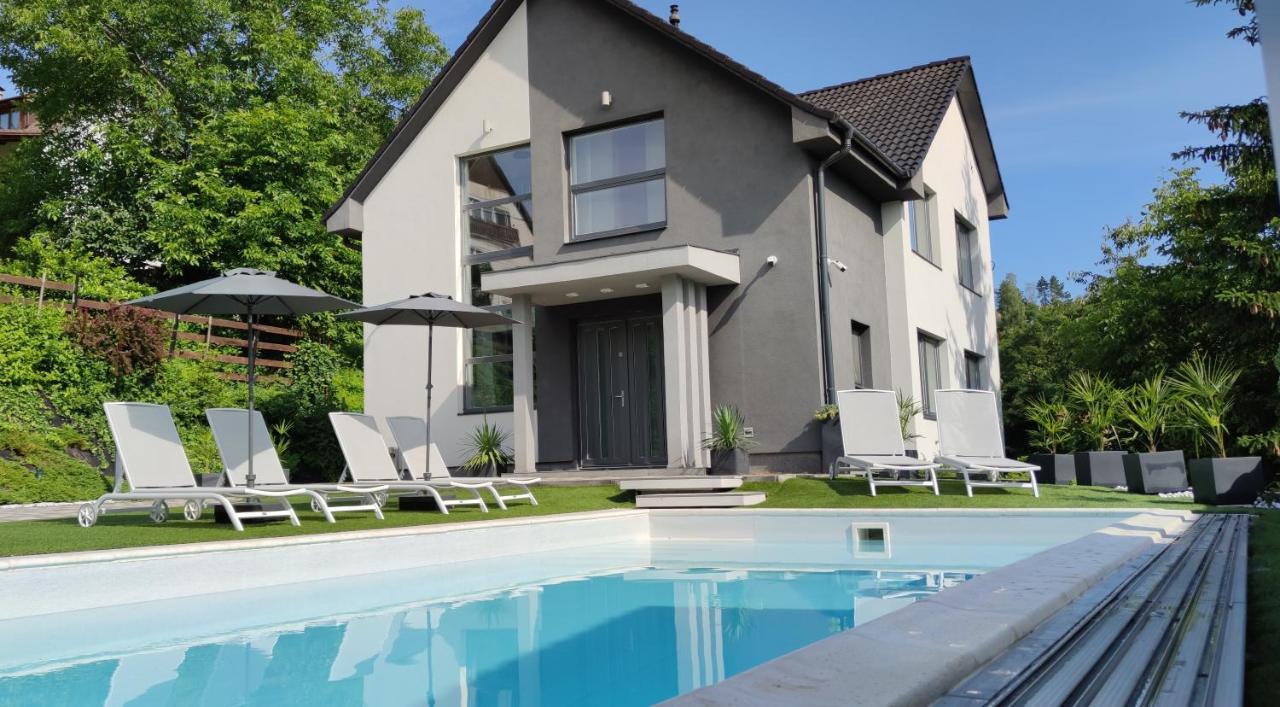 Aqua Solar Apartmanhaz Miskolc Exterior foto